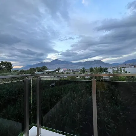 Guest house S M