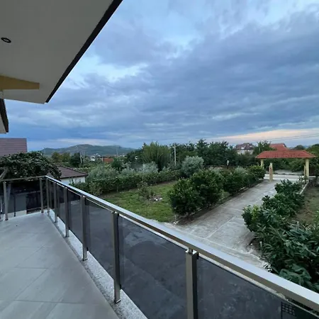 Sm Shkoder Guest house Boks