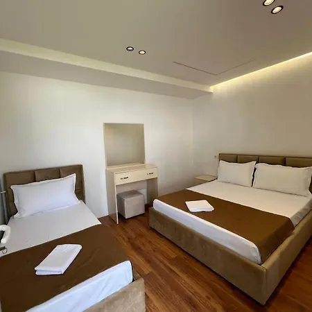 Guest house S M