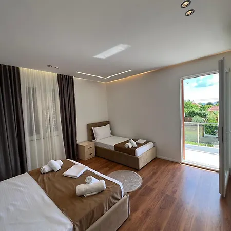 Sm Shkoder Guest house 3*